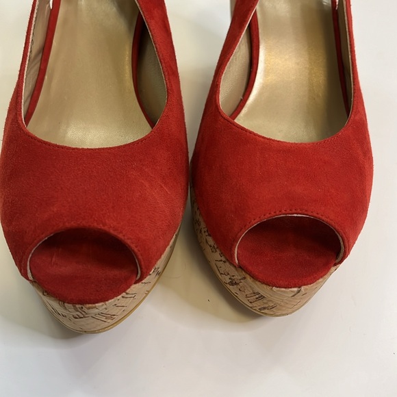 Stuart Weitzman Women’s Rinna Red Suede Slingback Cork Wedge Heels, Size 9M - Picture 9 of 10